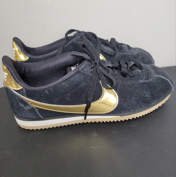 Nike | Shoes | Nike Classic Cortez 